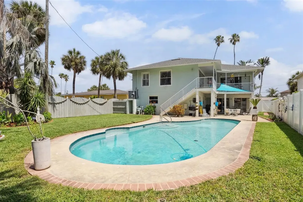 1842 Bayou Grande Boulevard NE St Petersburg FL 33703