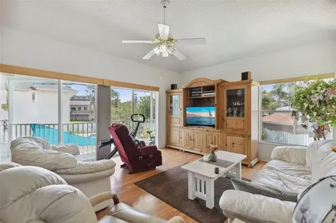 1842 Bayou Grande Boulevard NE St Petersburg FL 33703