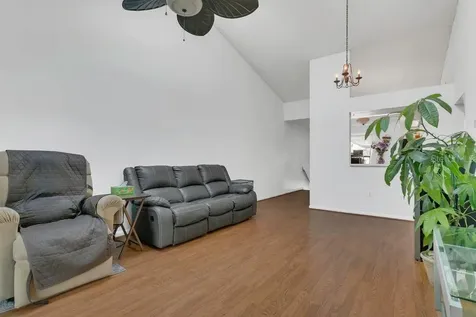 3106 S Semoran Boulevard Orlando FL 32822