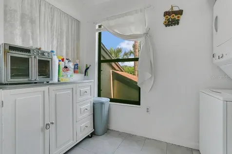3106 S Semoran Boulevard Orlando FL 32822