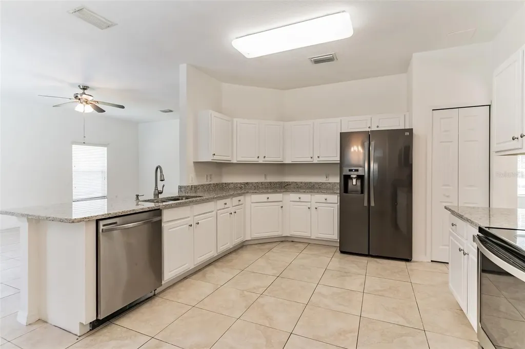 2433 Huron Circle Kissimmee FL 34746