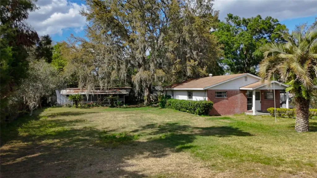 38327 Palm Grove Drive Zephyrhills FL 33542