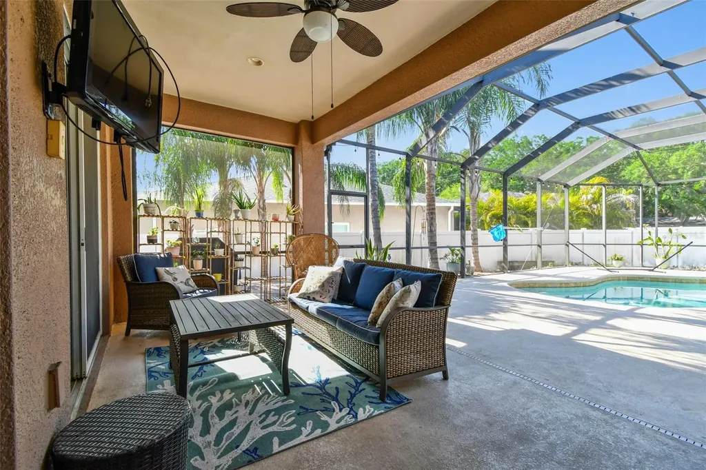 1939 Heartland Circle Valrico FL 33594