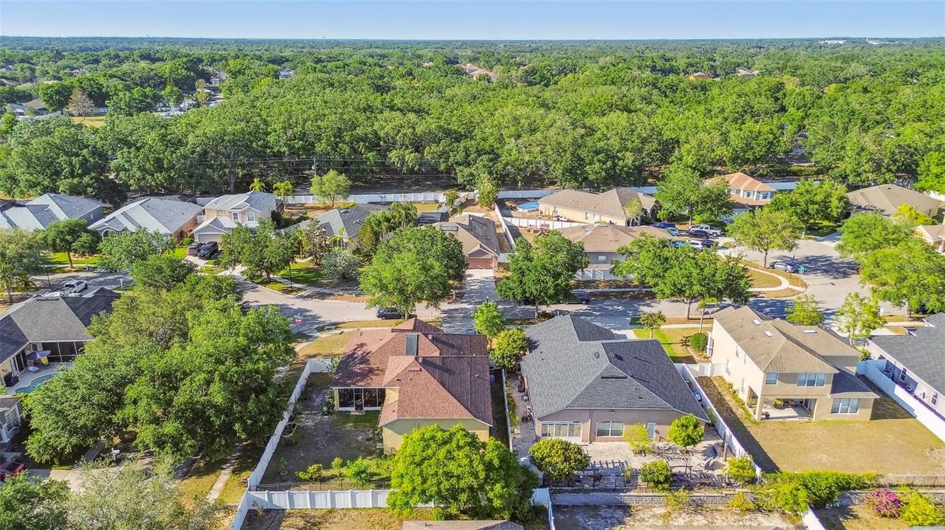 1939 Heartland Circle Valrico FL 33594