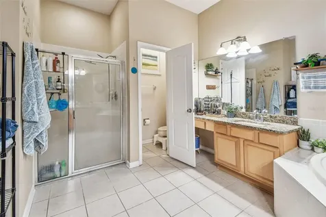 1939 Heartland Circle Valrico FL 33594