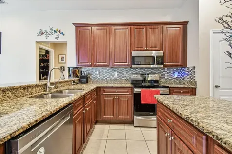 1939 Heartland Circle Valrico FL 33594