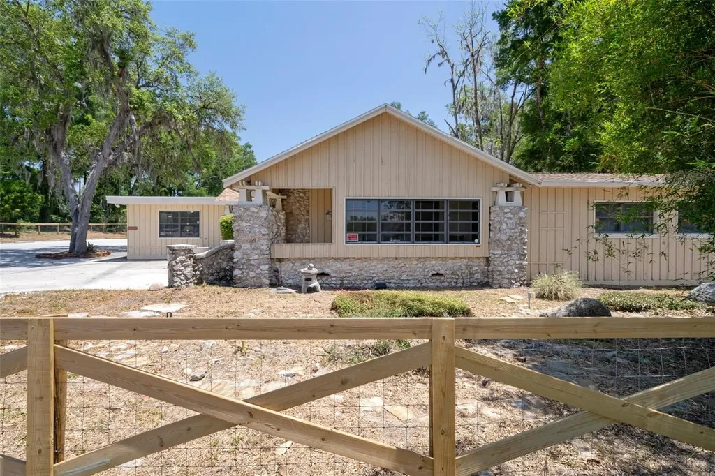 3729 S Lecanto Highway Lecanto FL 34461