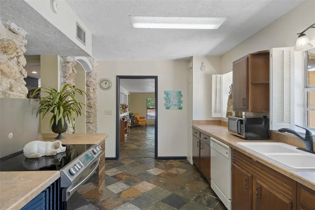 3729 S Lecanto Highway Lecanto FL 34461