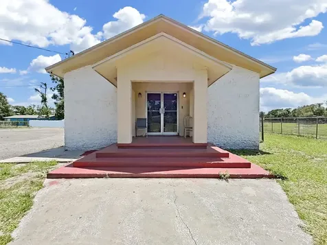 3201 E Genesee Street Tampa FL 33610