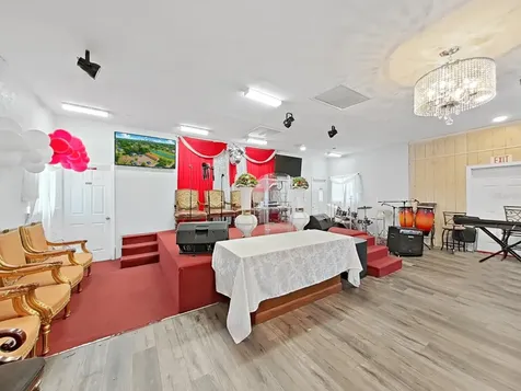 3201 E Genesee Street Tampa FL 33610