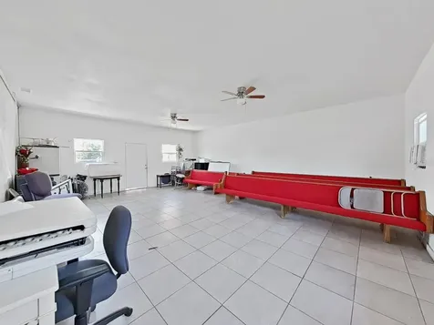 3201 E Genesee Street Tampa FL 33610