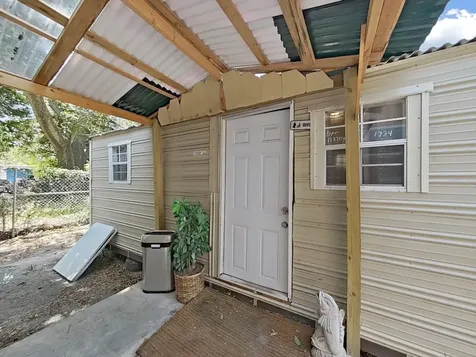 3201 E Genesee Street Tampa FL 33610