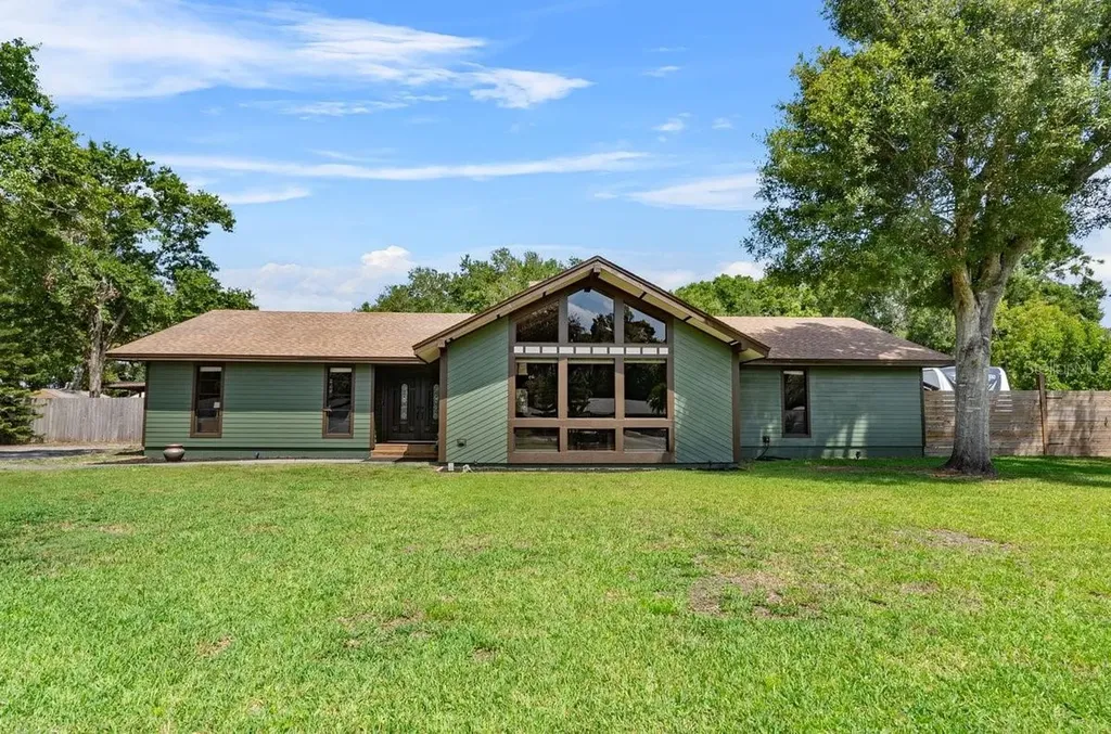 3805 Gaines Drive Winter Haven FL 33884