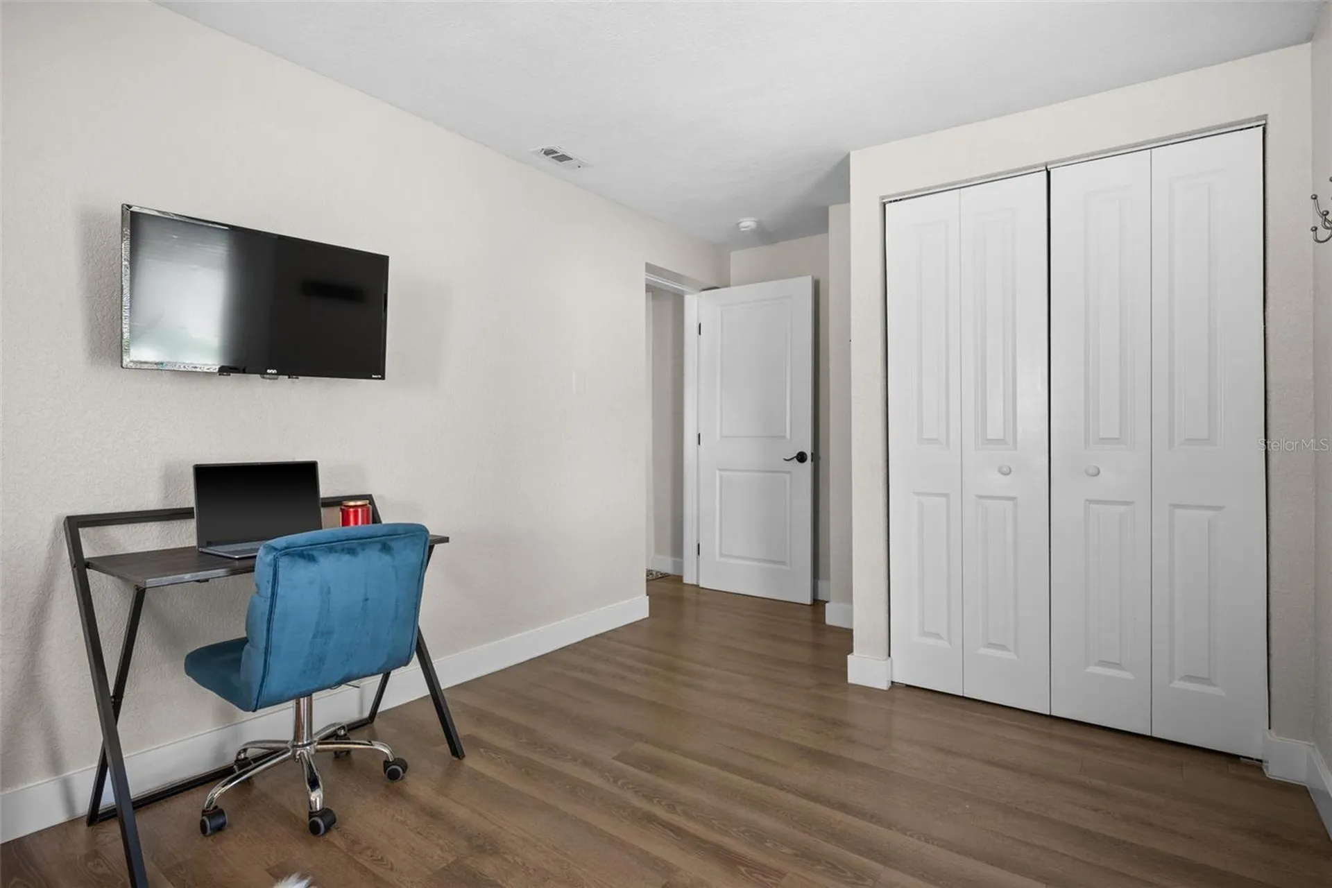 418 40th Avenue S St Petersburg FL 33705