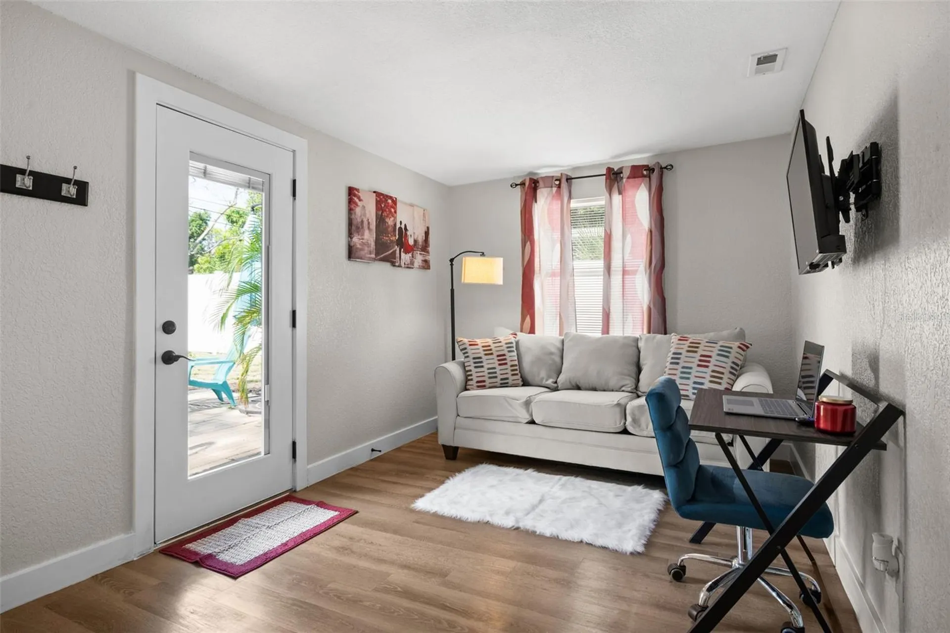 418 40th Avenue S St Petersburg FL 33705