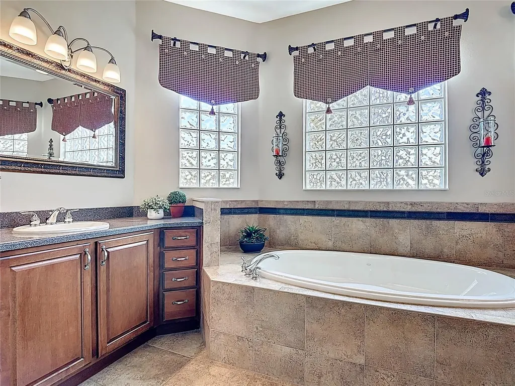 772 San Raphael Street Kissimmee FL 34759