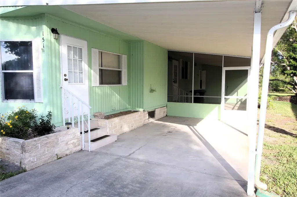 151 Apache Court Oak Hill FL 32759
