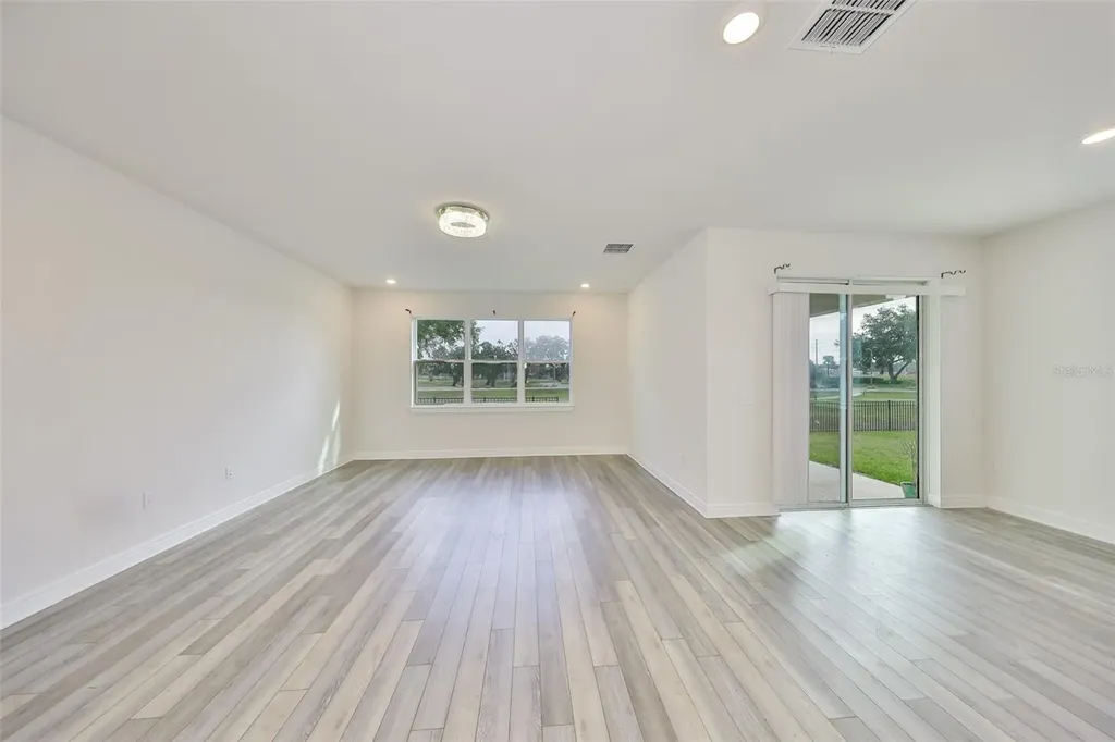 36959 Highland Meadows Court Zephyrhills FL 33542
