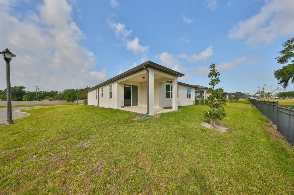 36959 Highland Meadows Court Zephyrhills FL 33542