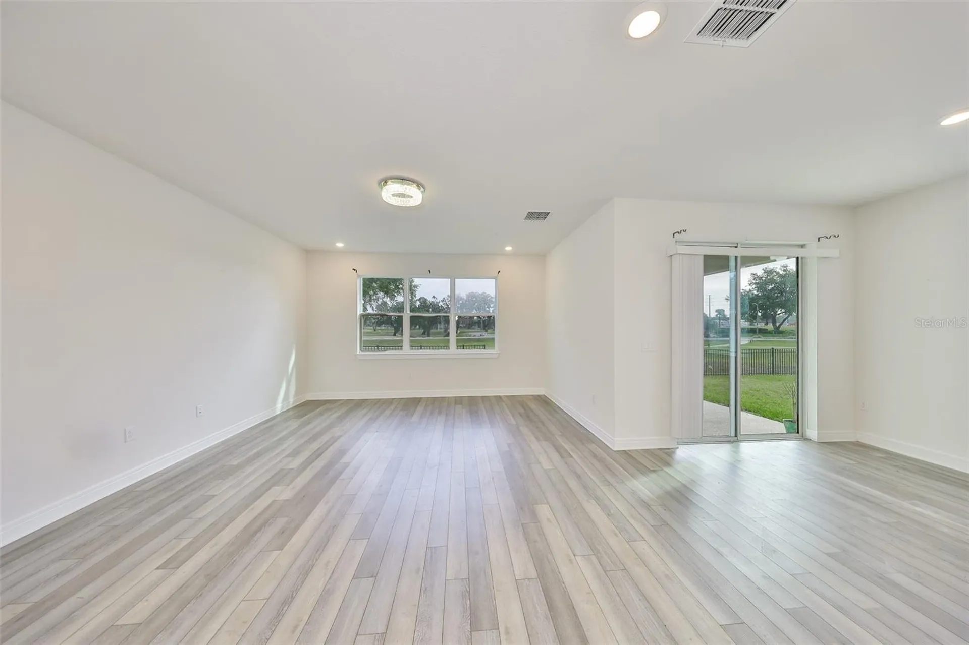 36959 Highland Meadows Court Zephyrhills FL 33542