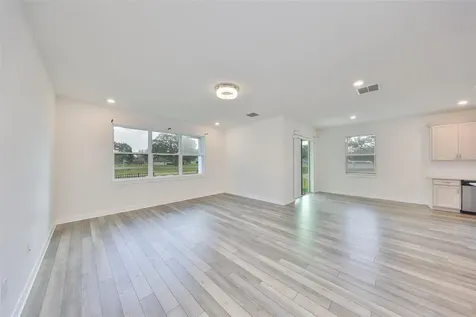 36959 Highland Meadows Court Zephyrhills FL 33542