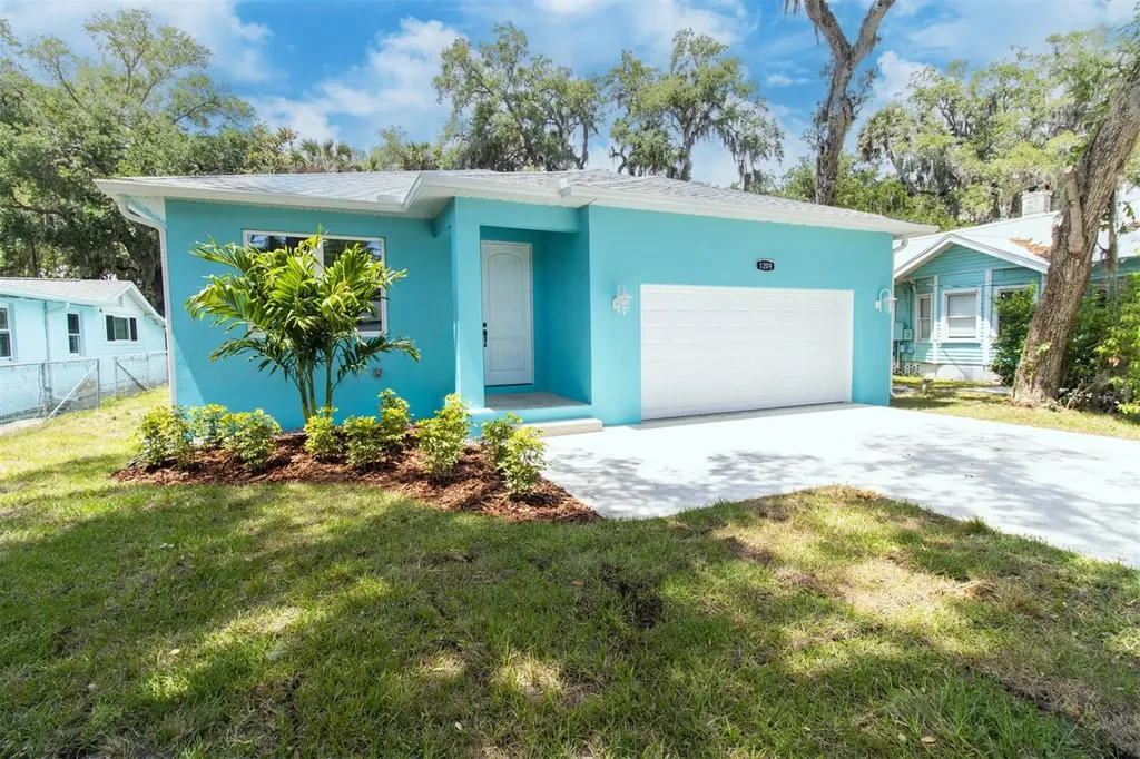1209 Palmetto Street New Smyrna Beach FL 32168