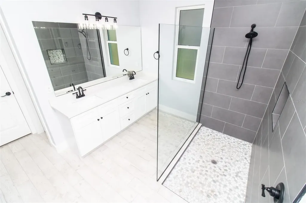 1209 Palmetto Street New Smyrna Beach FL 32168