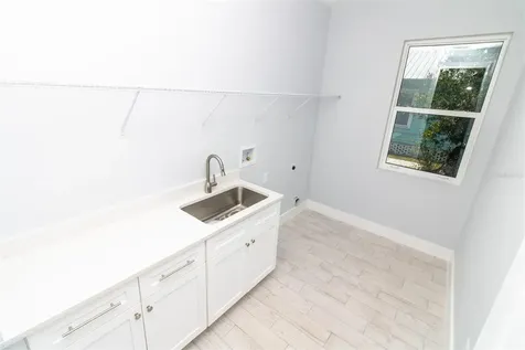 1209 Palmetto Street New Smyrna Beach FL 32168