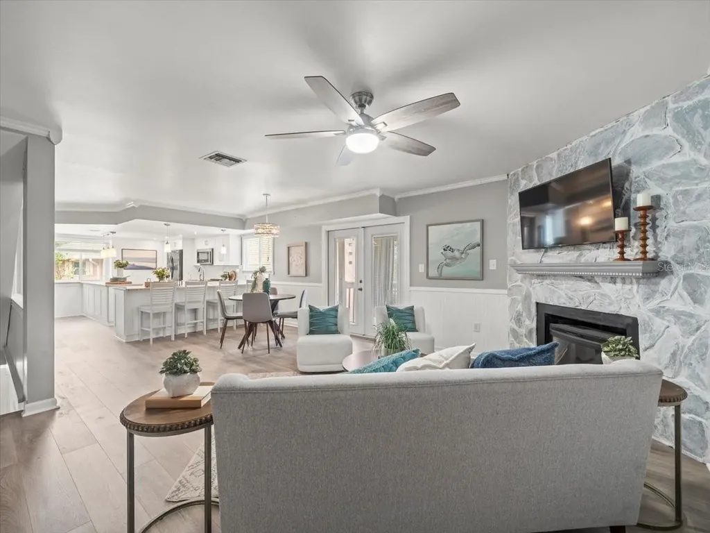 619 2nd Street Indian Rocks Beach FL 33785