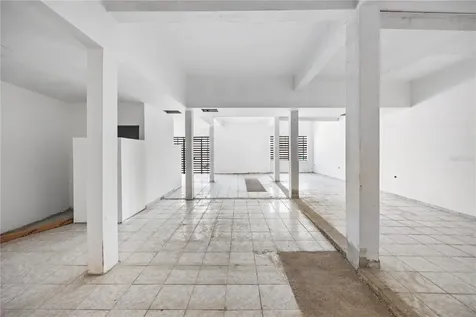 21 Eduardo Conde San Juan PR 00915