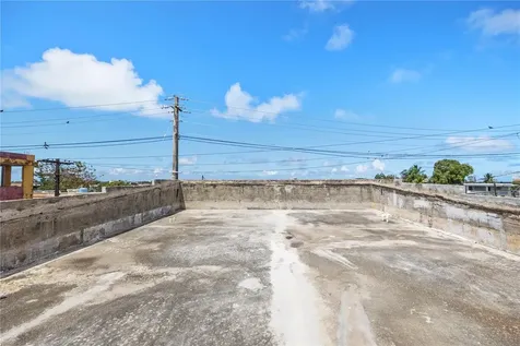 21 Eduardo Conde San Juan PR 00915