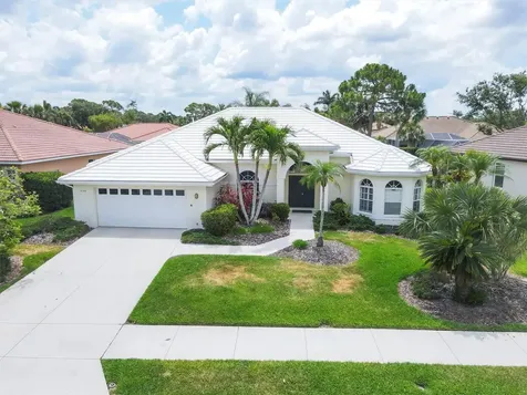 5106 Far Oak Circle Sarasota FL 34238