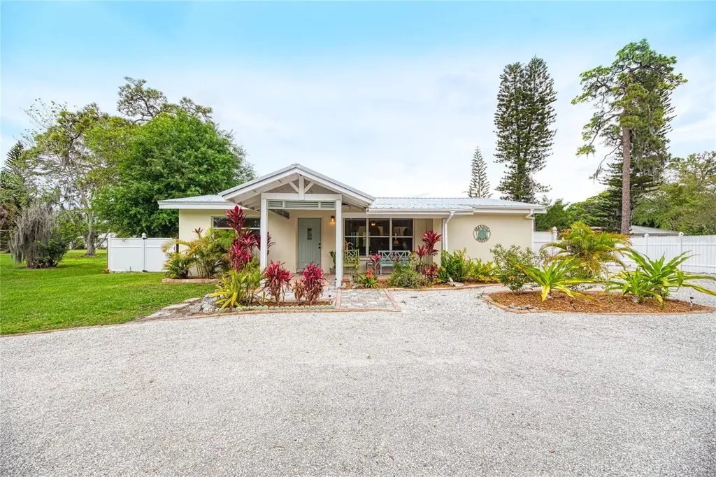 1731 Redwood Street Sarasota FL 34231