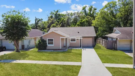 120 Lake Drive Orlando FL 32835