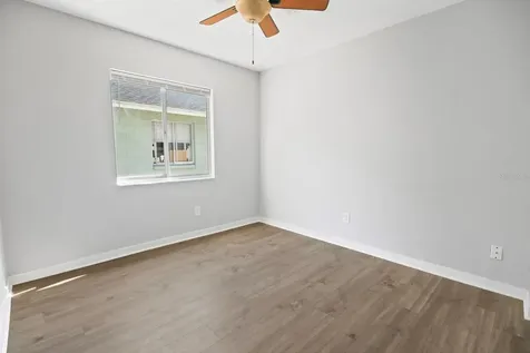 120 Lake Drive Orlando FL 32835