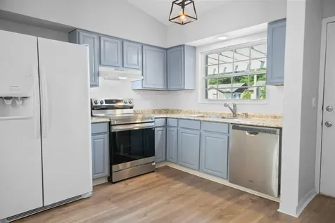 120 Lake Drive Orlando FL 32835