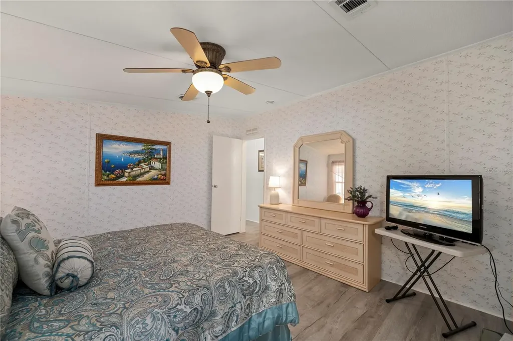 1000 Kings Highway Port Charlotte FL 33980