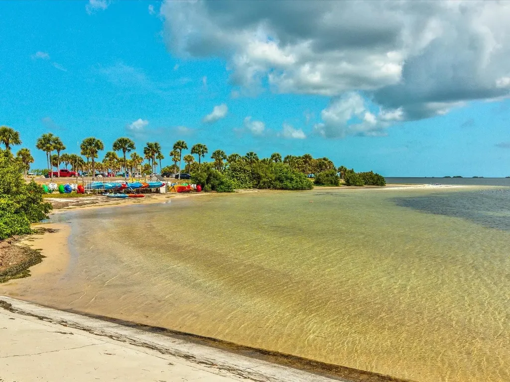 Lot 2 & 4 Sea Breeze Drive Tarpon Springs FL 34689