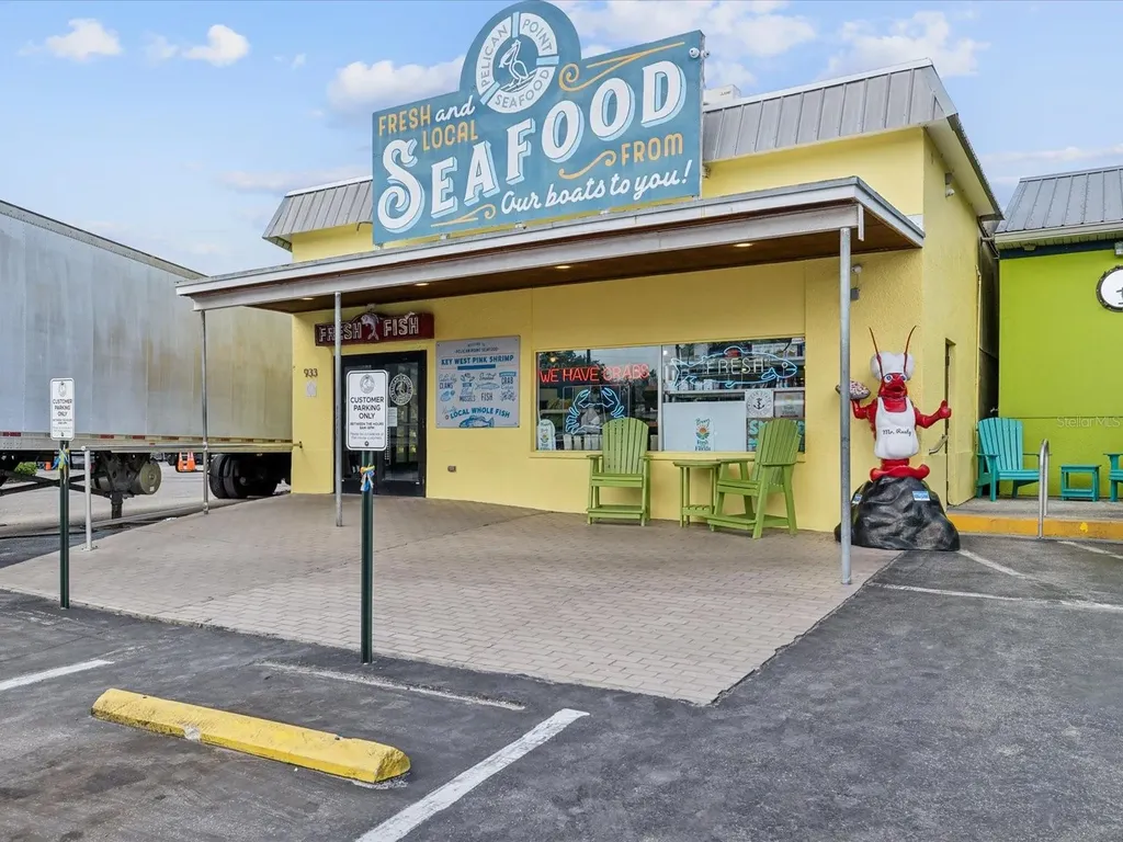 Lot 2 & 4 Sea Breeze Drive Tarpon Springs FL 34689