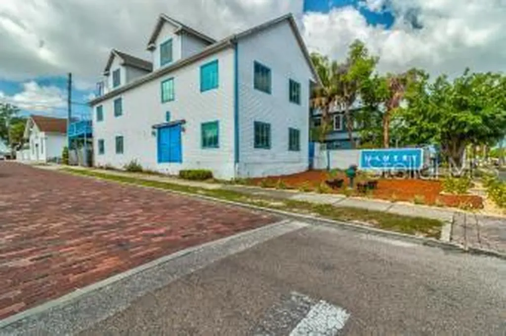 Lot 2 & 4 Sea Breeze Drive Tarpon Springs FL 34689