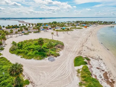 Lot 2 & 4 Sea Breeze Drive Tarpon Springs FL 34689