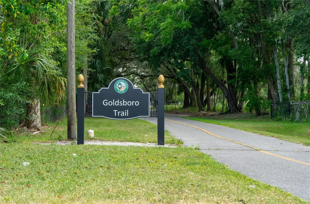 1307 Railroad Avenue Sanford FL 32771