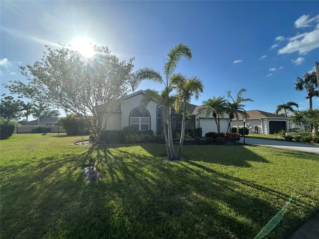 7448 39th Court E Sarasota FL 34243