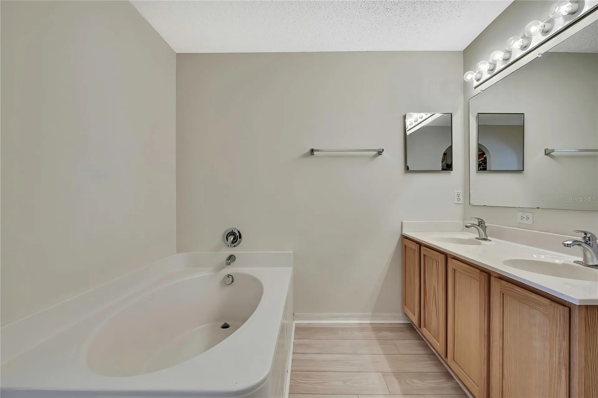 11257 Persimmon Avenue Weeki Wachee FL 34614