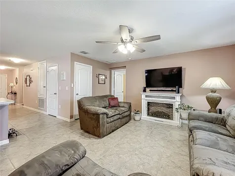 2468 Begonia Street Mascotte FL 34753