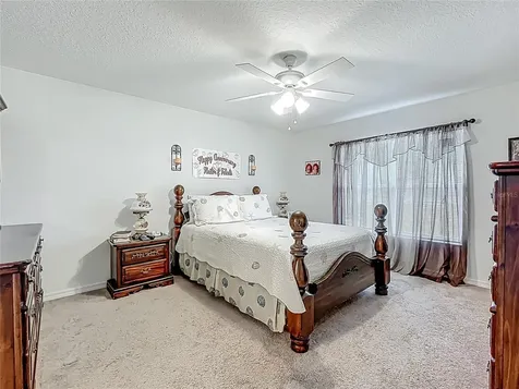 2468 Begonia Street Mascotte FL 34753