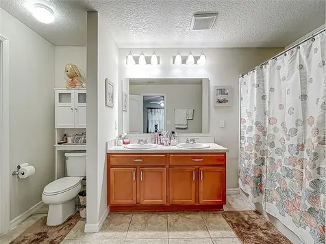 2468 Begonia Street Mascotte FL 34753