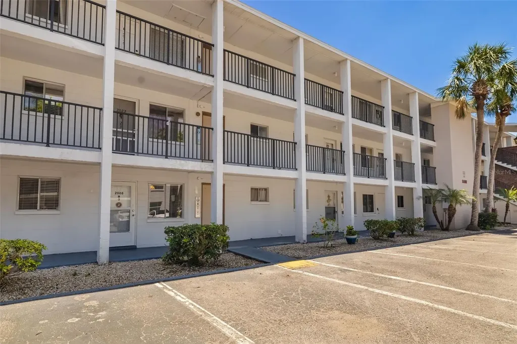 2008 Canal Drive Bradenton FL 34207