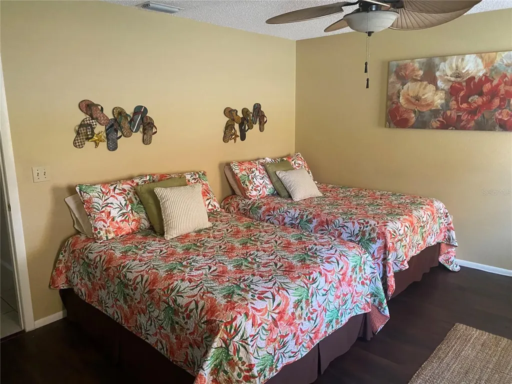 5712 34th Court W Bradenton FL 34210