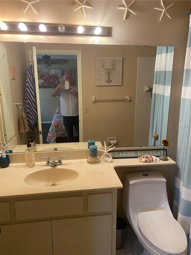 5712 34th Court W Bradenton FL 34210